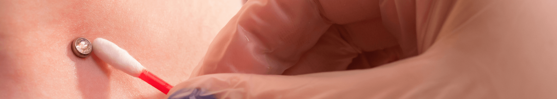 Dermal Anchor - Piercings auf den Punkt gebracht